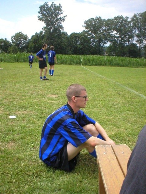 21_fussball schwarzau 2005 010.jpg